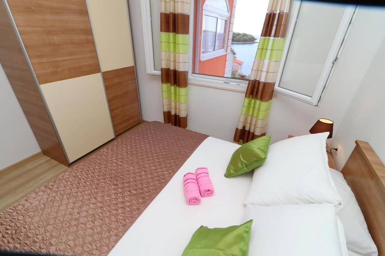 Holiday Home Adriatic View بريسبا المظهر الخارجي الصورة