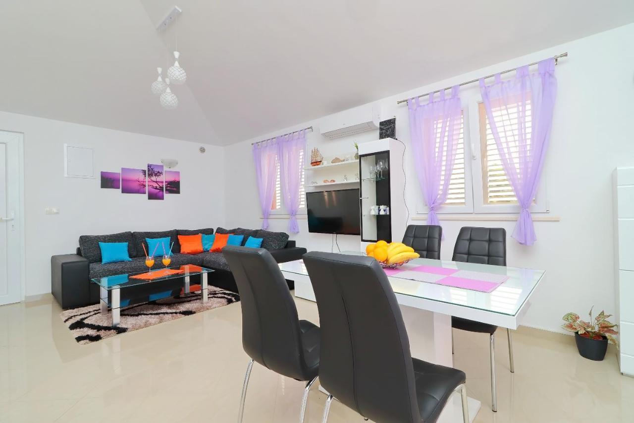 Holiday Home Adriatic View بريسبا المظهر الخارجي الصورة